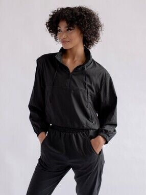 Girlfriend Collective Hummingbird Half Zip Windbreaker Jacket Black Size Medium